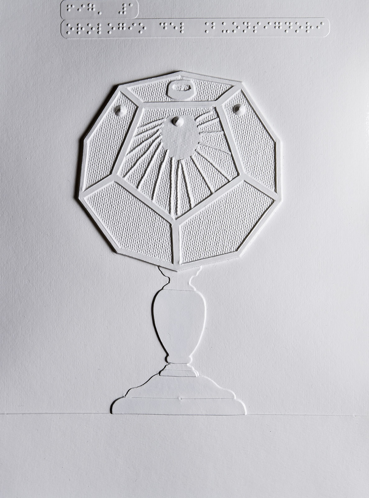 Orologio solare poliedrico rilievo