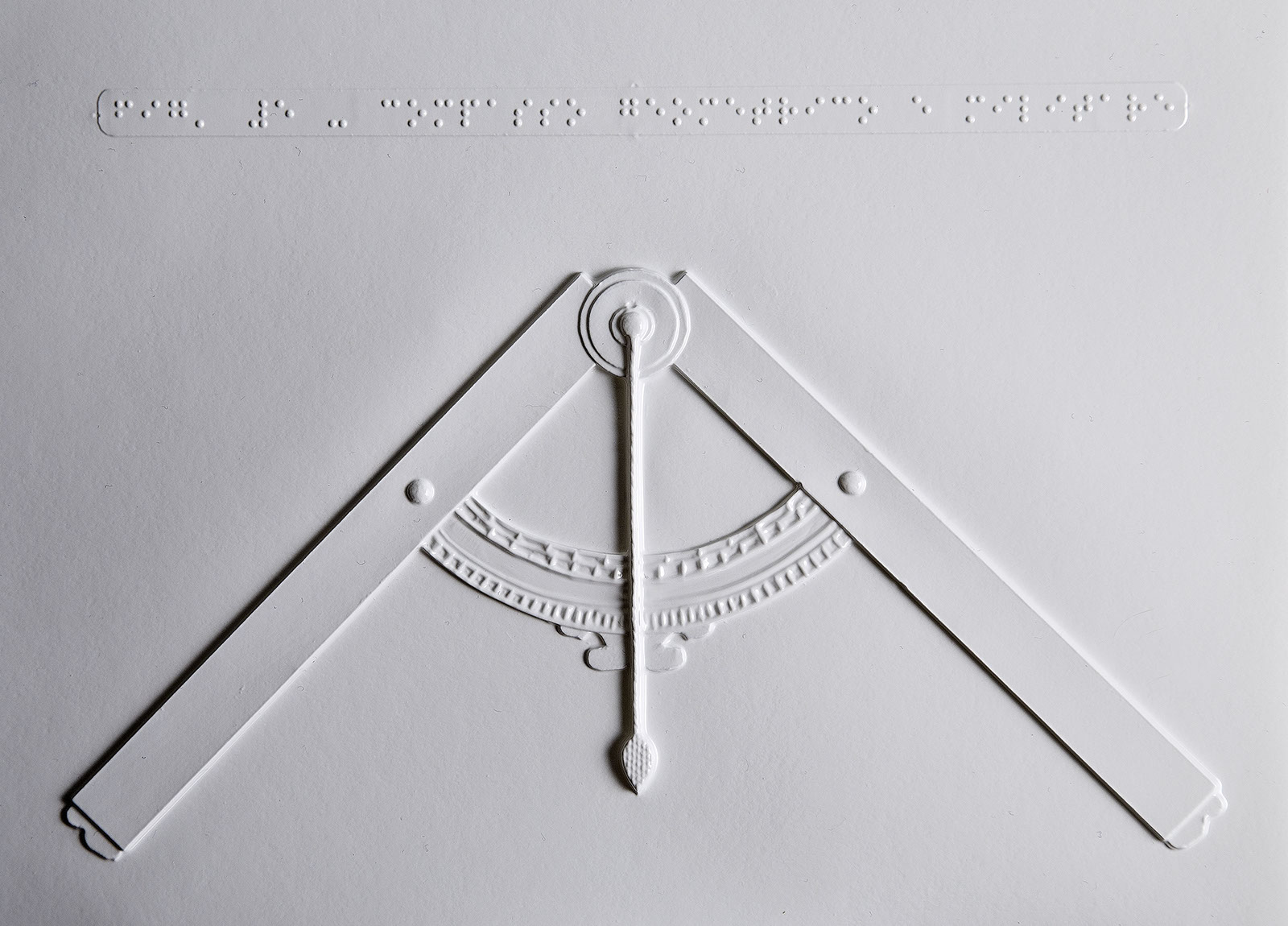 Compasso geometrico e militare rilievo